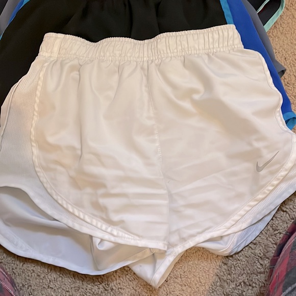 sold - Picture 2 of 5